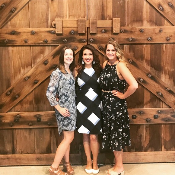 Meet your Posher, Kelley - Picture 5 of 8